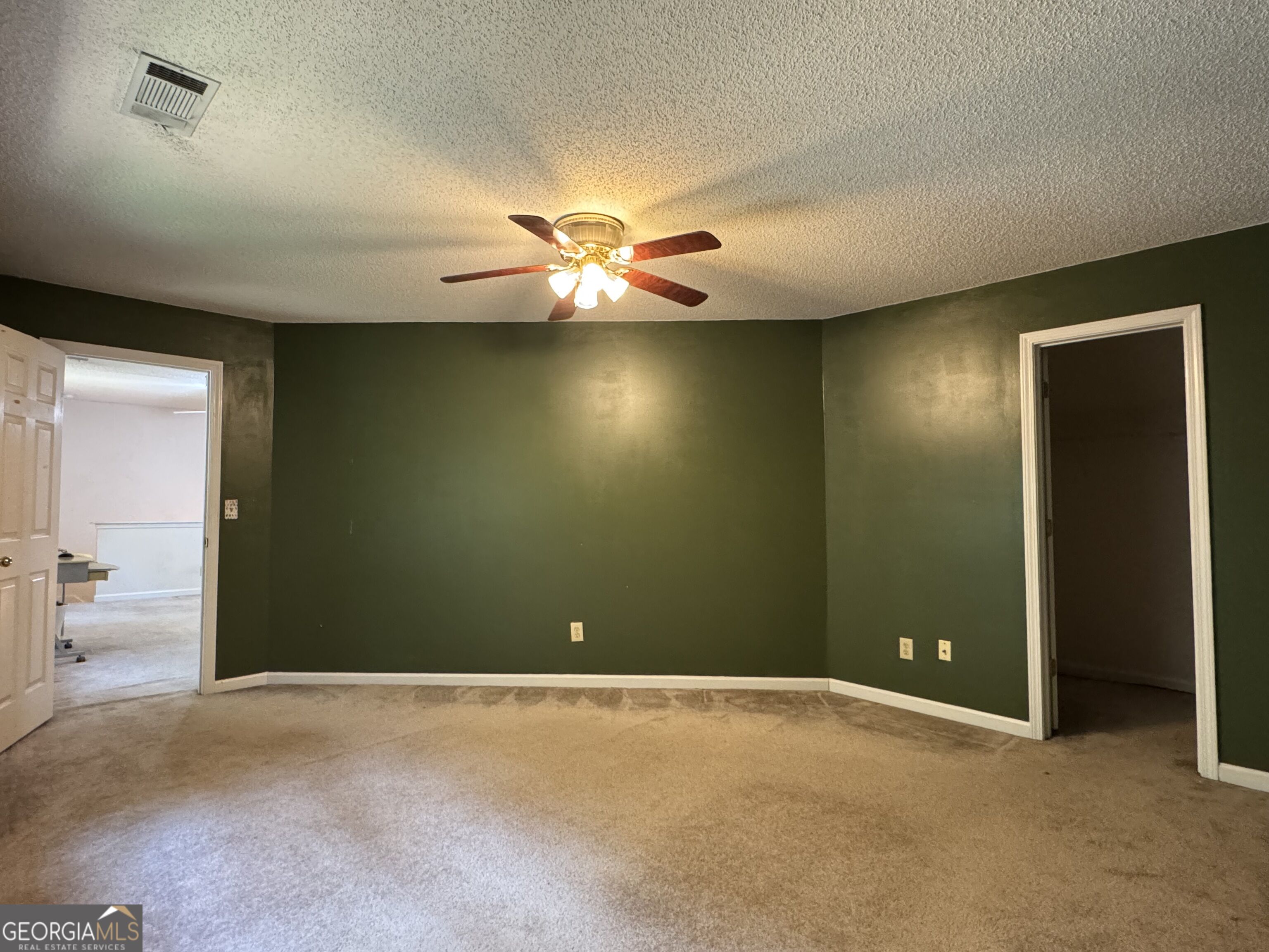207 Williamsburg Circle Property Photo 32