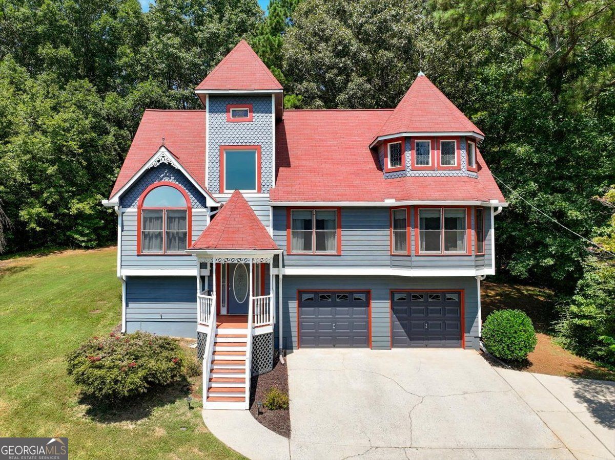 51 Chantilly Way Property Photo 1