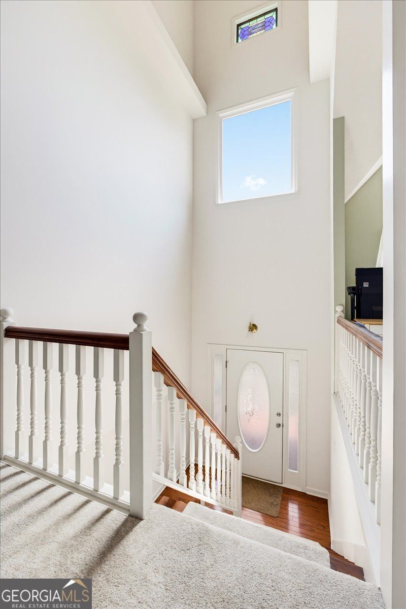 51 Chantilly Way Property Photo 5