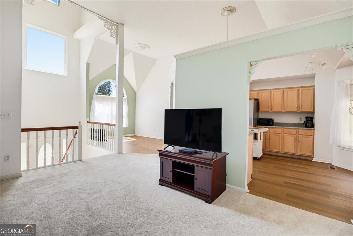 51 Chantilly Way Property Photo 10