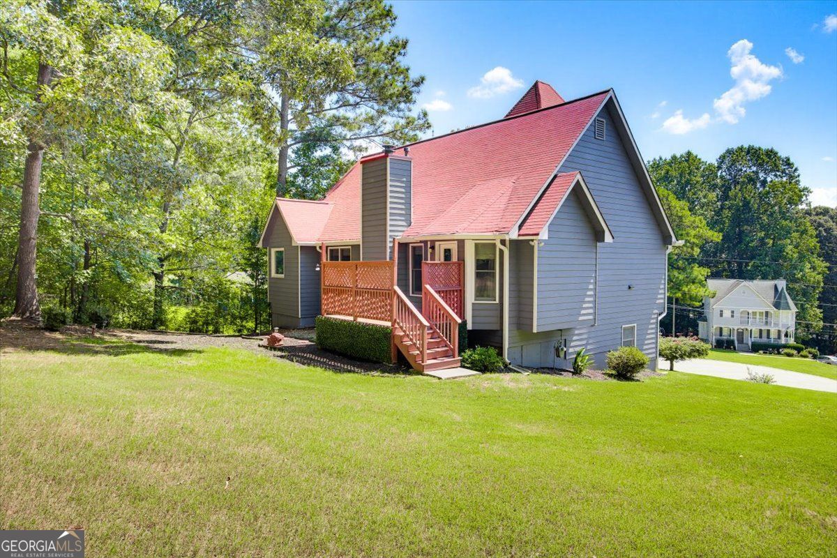 51 Chantilly Way Property Photo 26