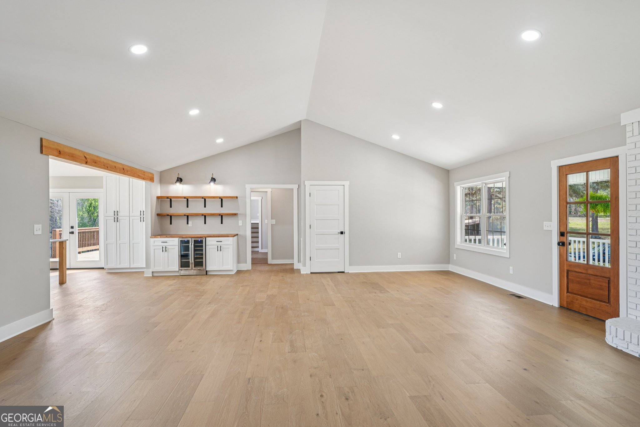 9902 Highway 16 Property Photo 44