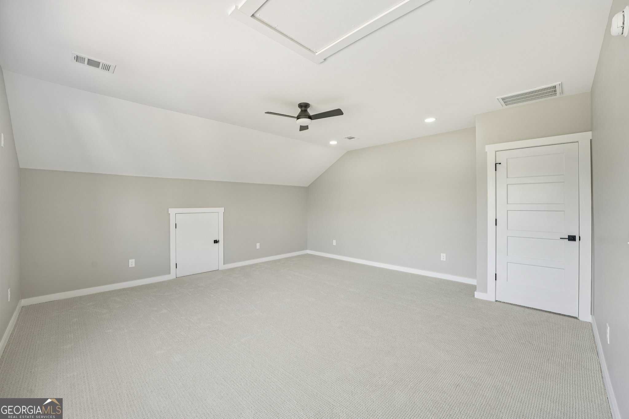 9902 Highway 16 Property Photo 56