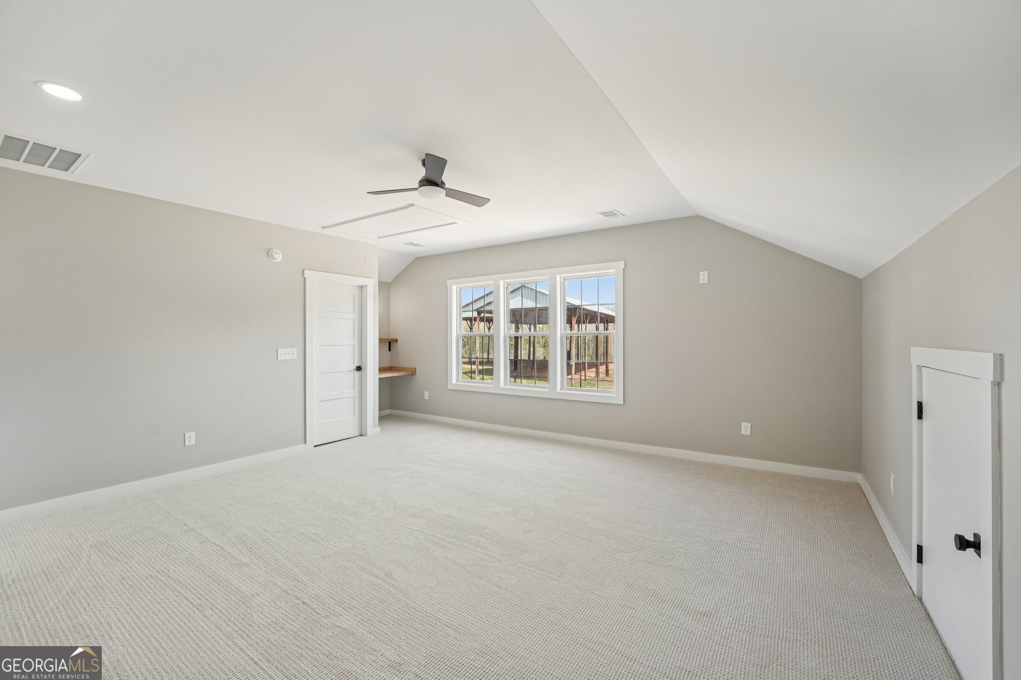 9902 Highway 16 Property Photo 57