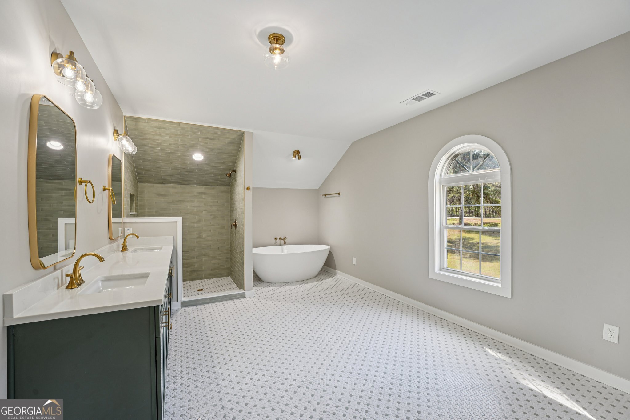9902 Highway 16 Property Photo 59