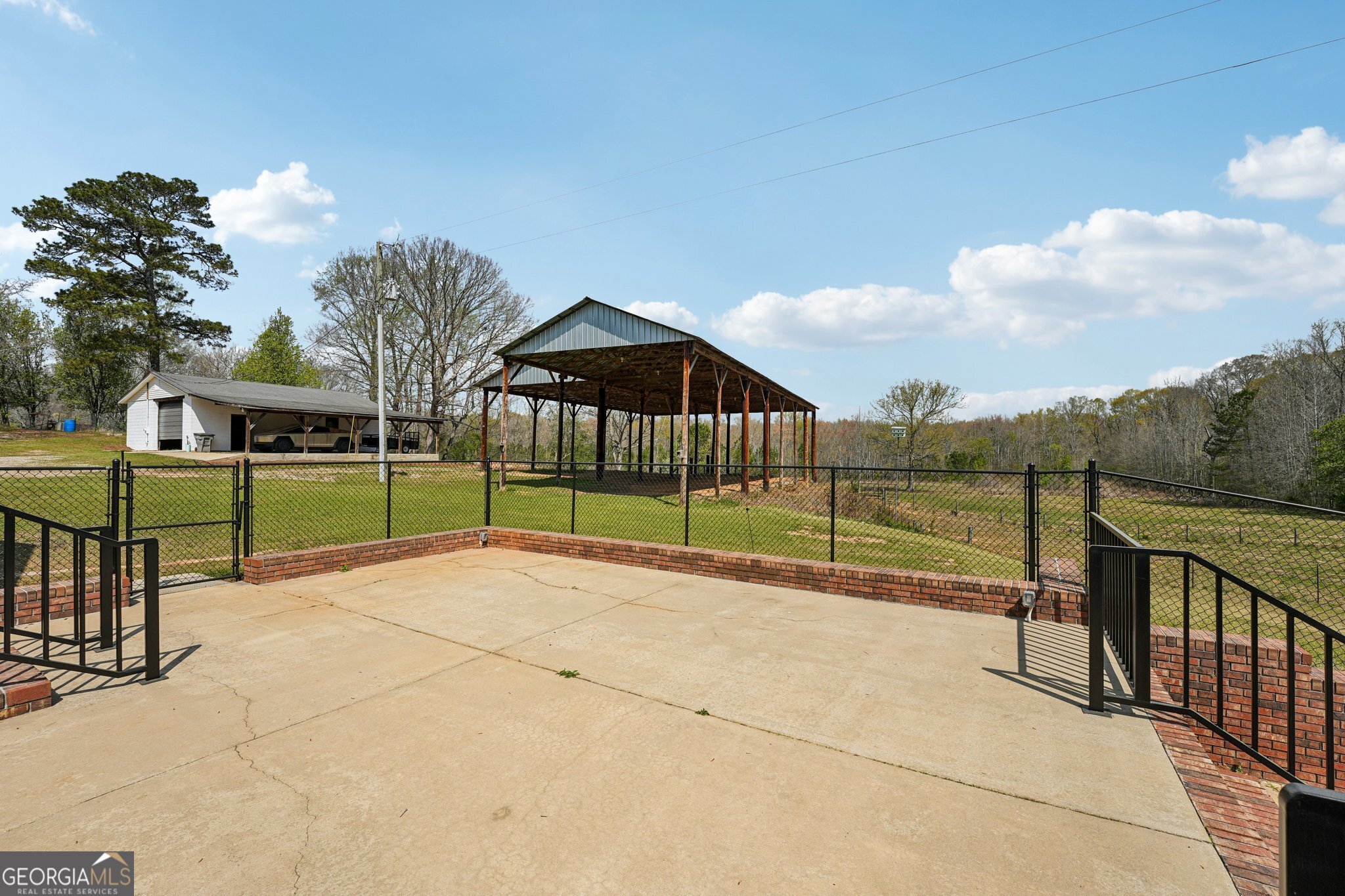 9902 Highway 16 Property Photo 83
