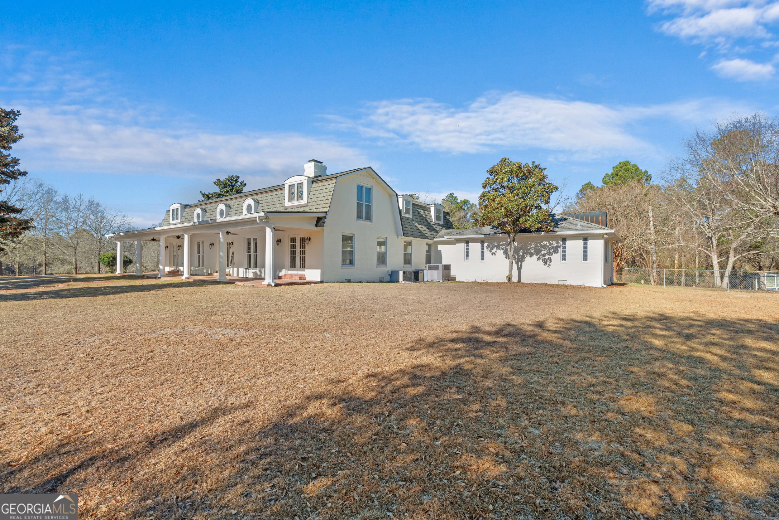513 Highpoint Circle Property Photo 2