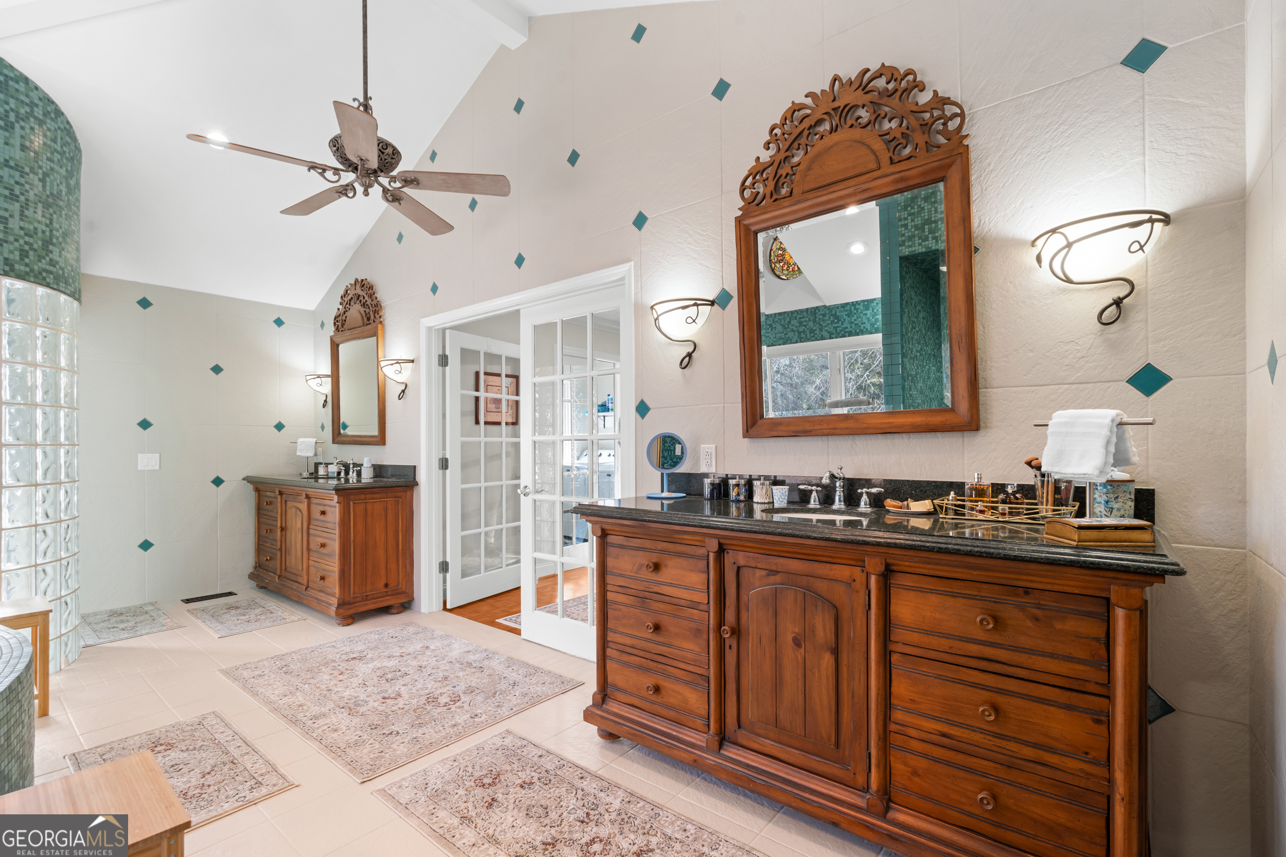 513 Highpoint Circle Property Photo 8