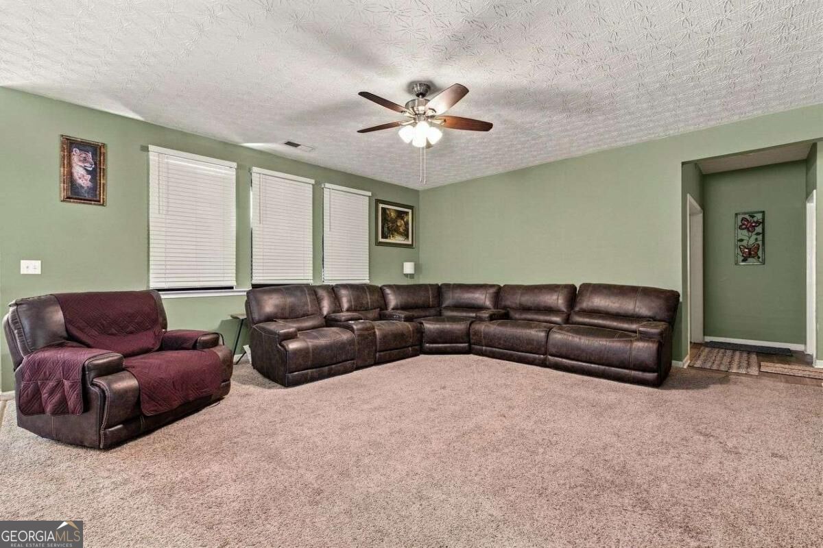 2935 Edgewater Property Photo 15