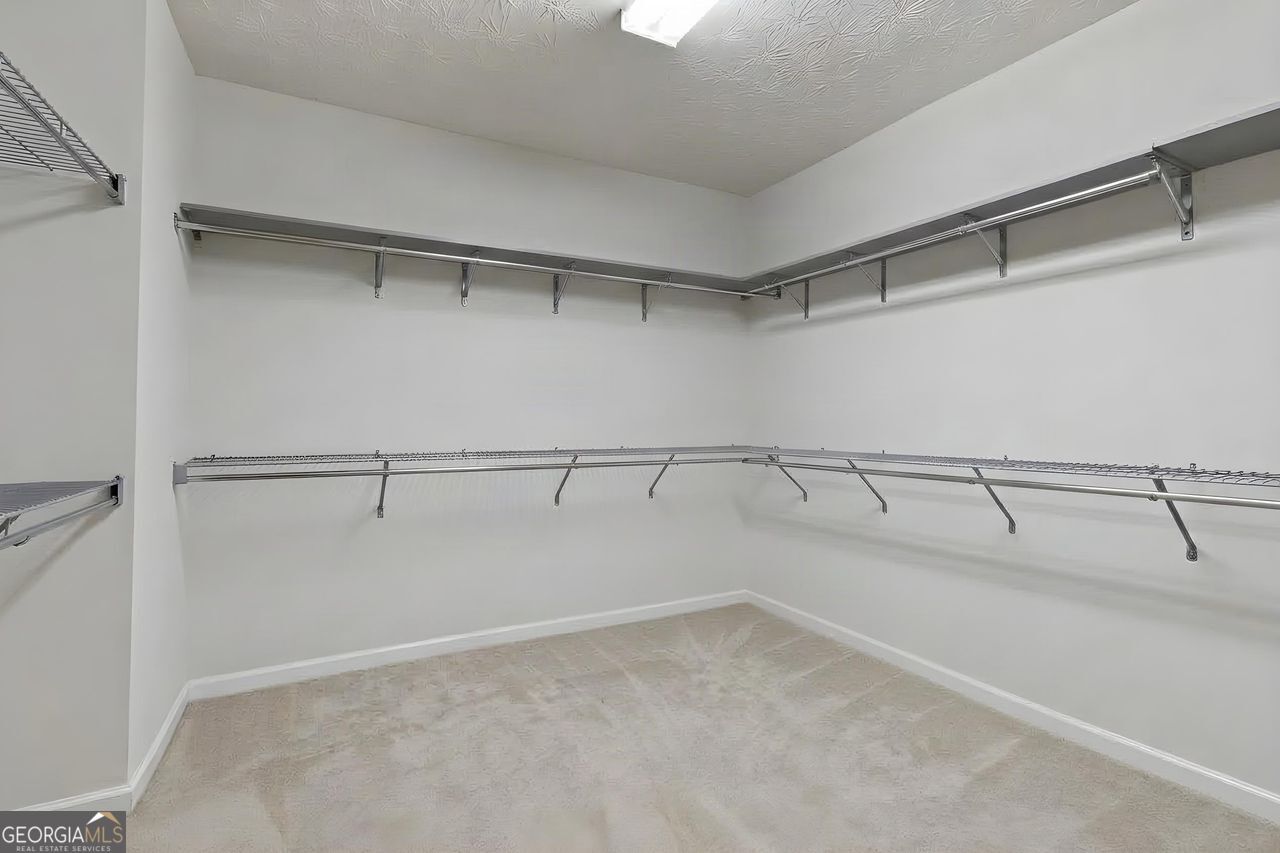 2935 Edgewater Property Photo 31