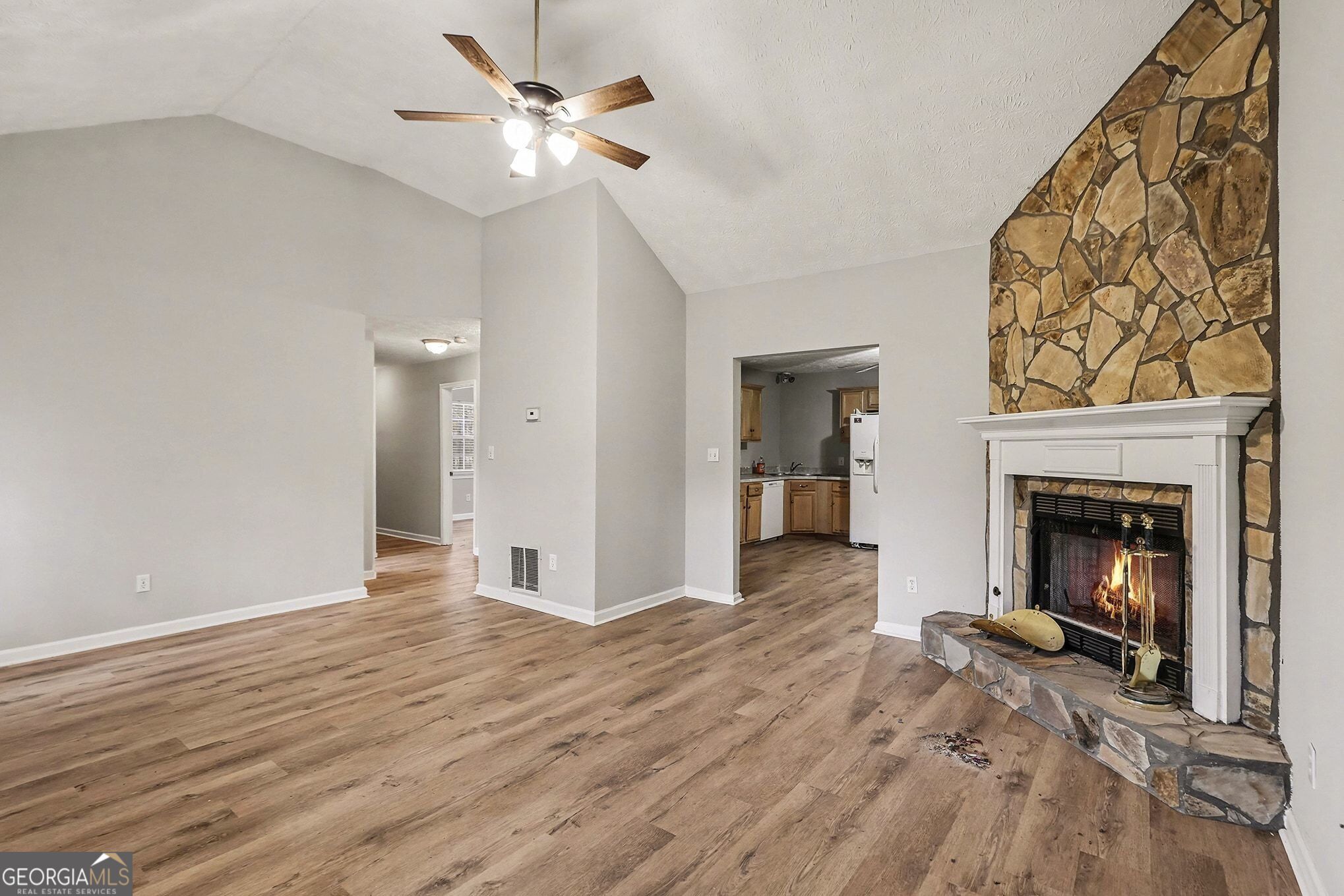 253 Ruth Drive Property Photo 8