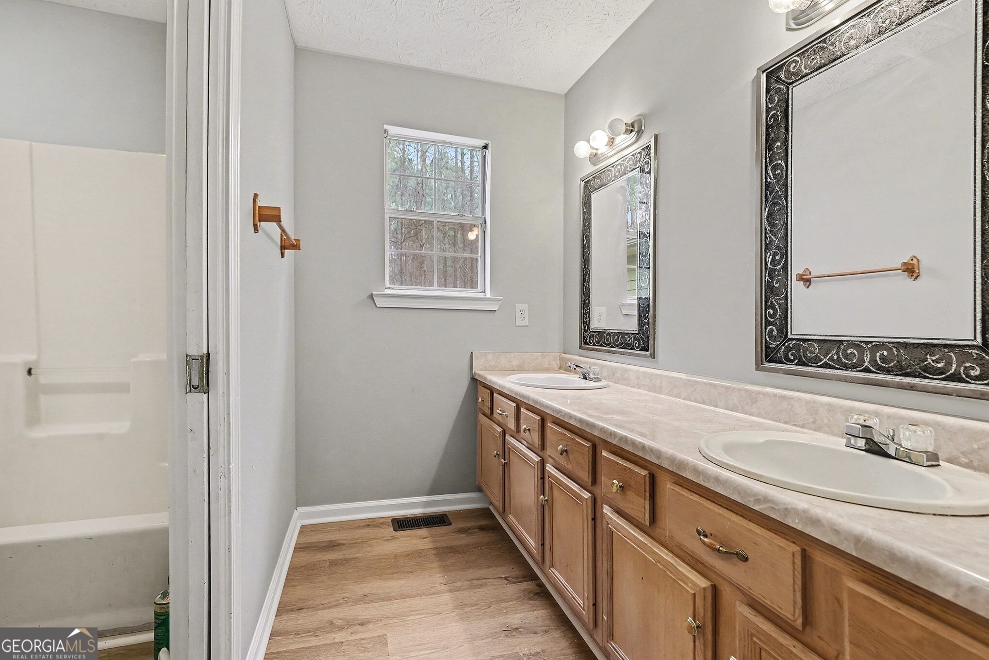 253 Ruth Drive Property Photo 15