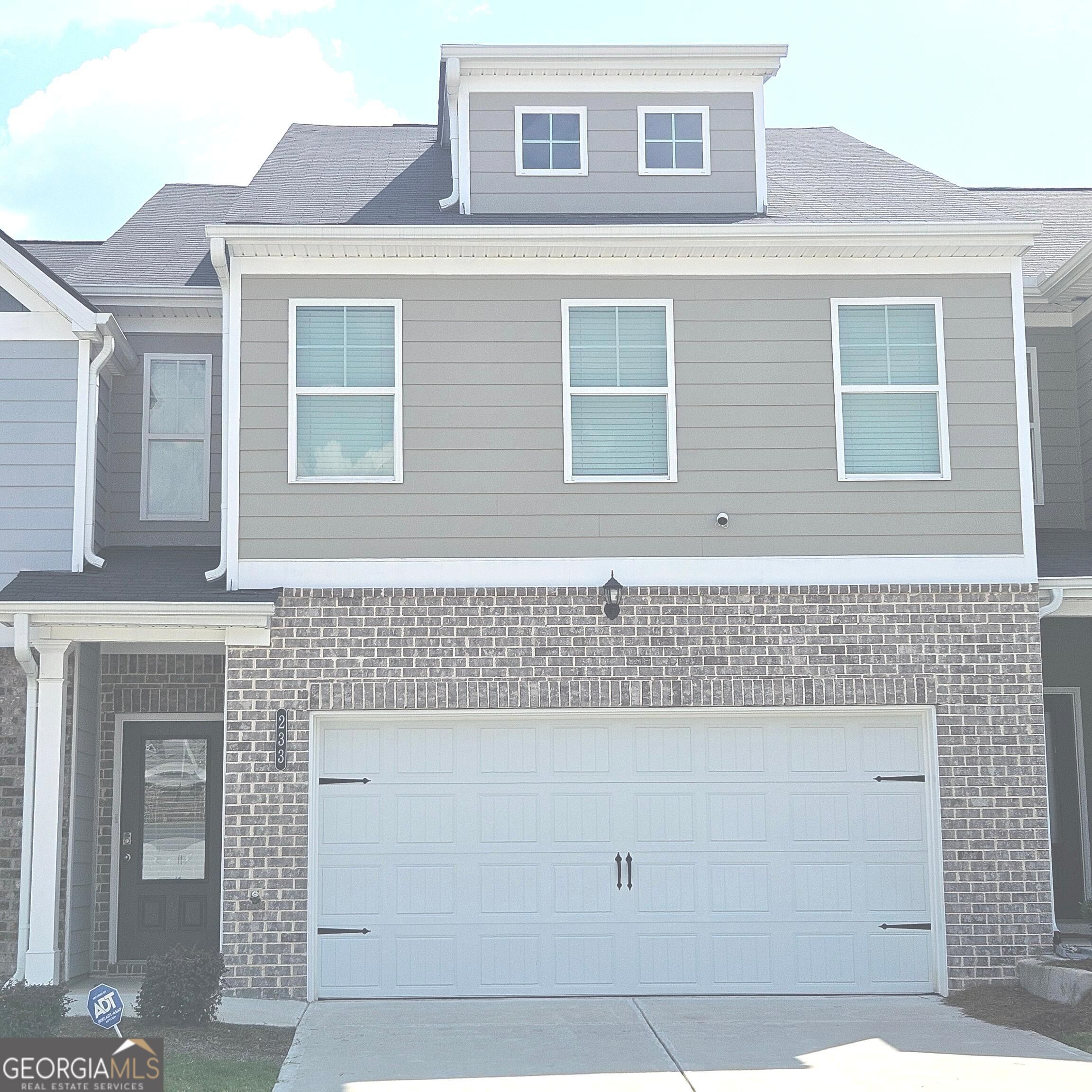 233 Switcher Court Property Photo 1