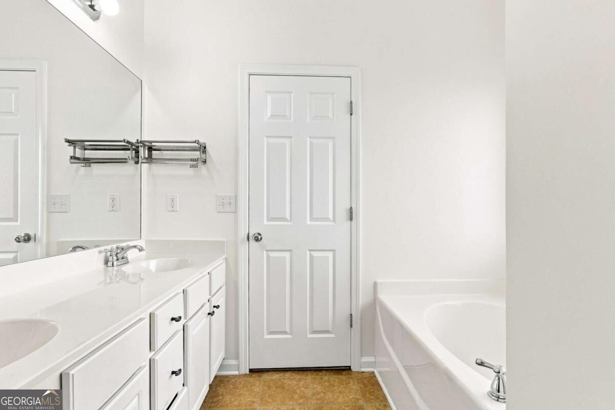 3870 Amberleigh Trace Property Photo 25
