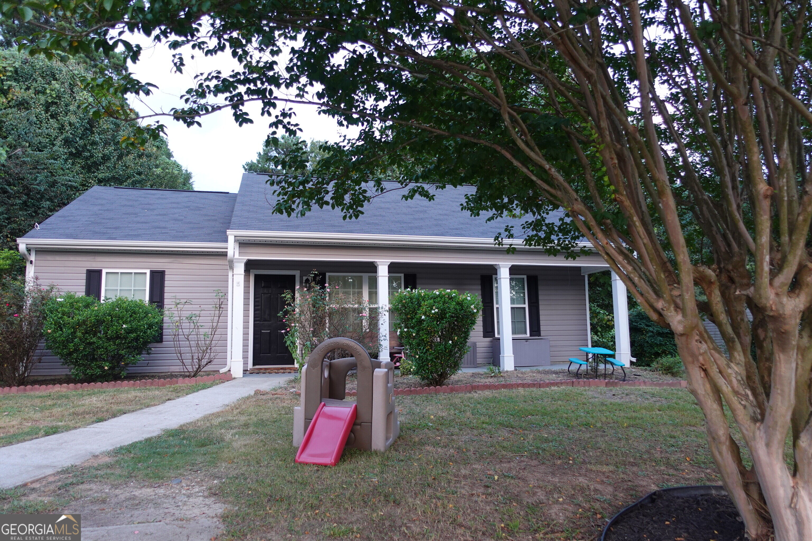 414 Harpy Eagle Drive Property Photo 1