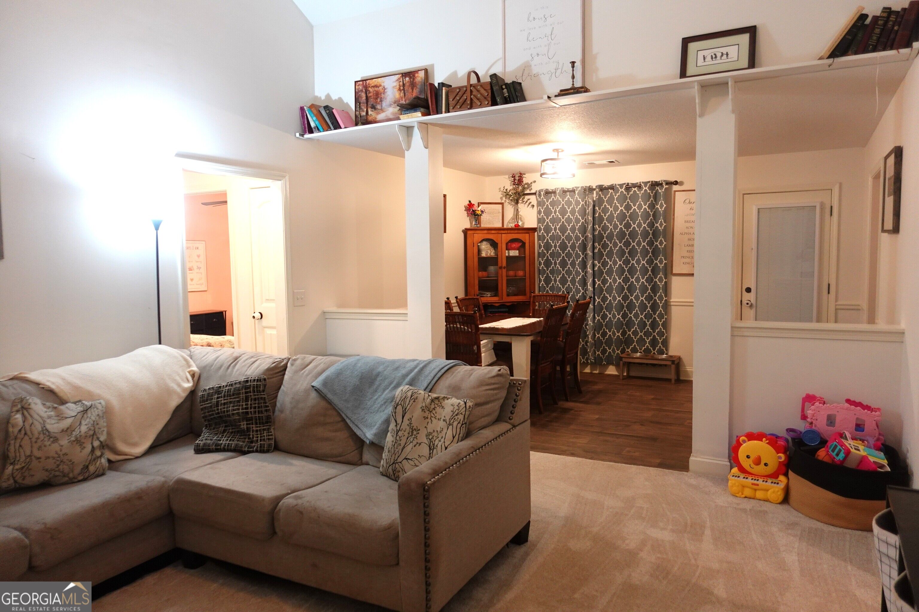 414 Harpy Eagle Drive Property Photo 3