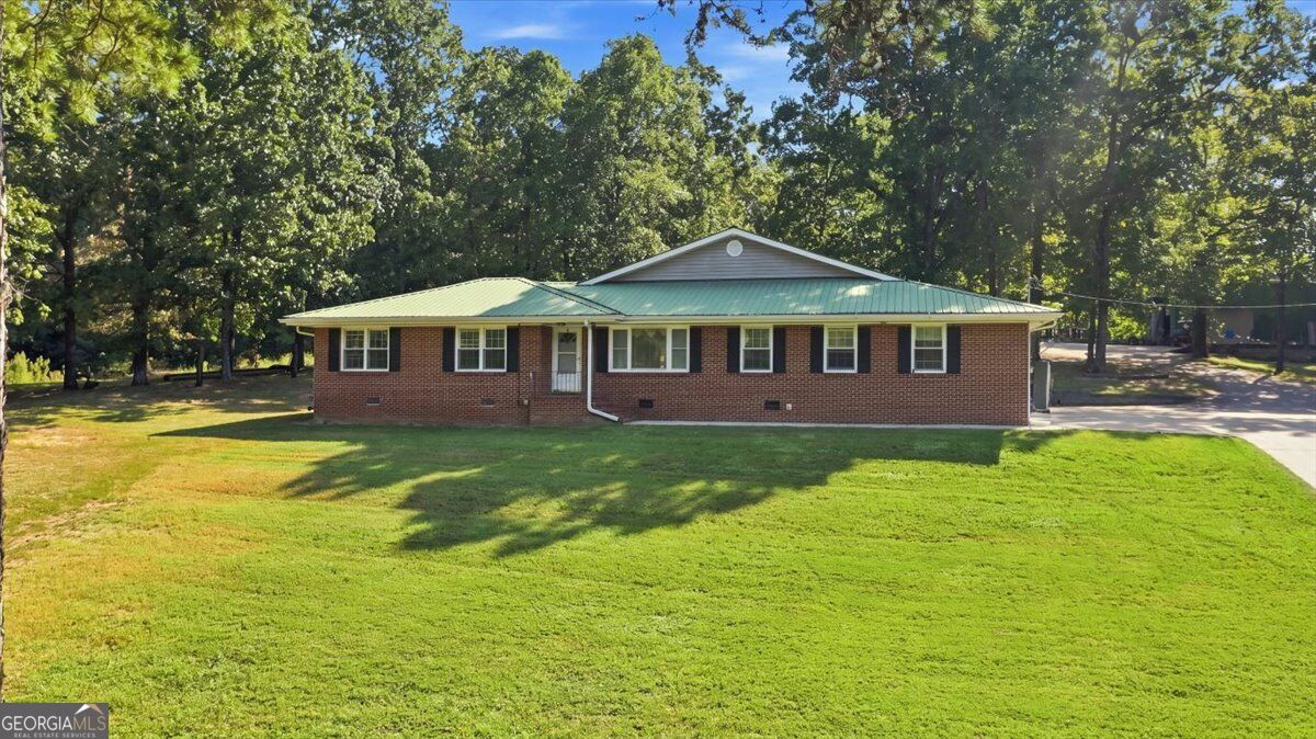 4679 Rockmart Road Se Property Photo 1