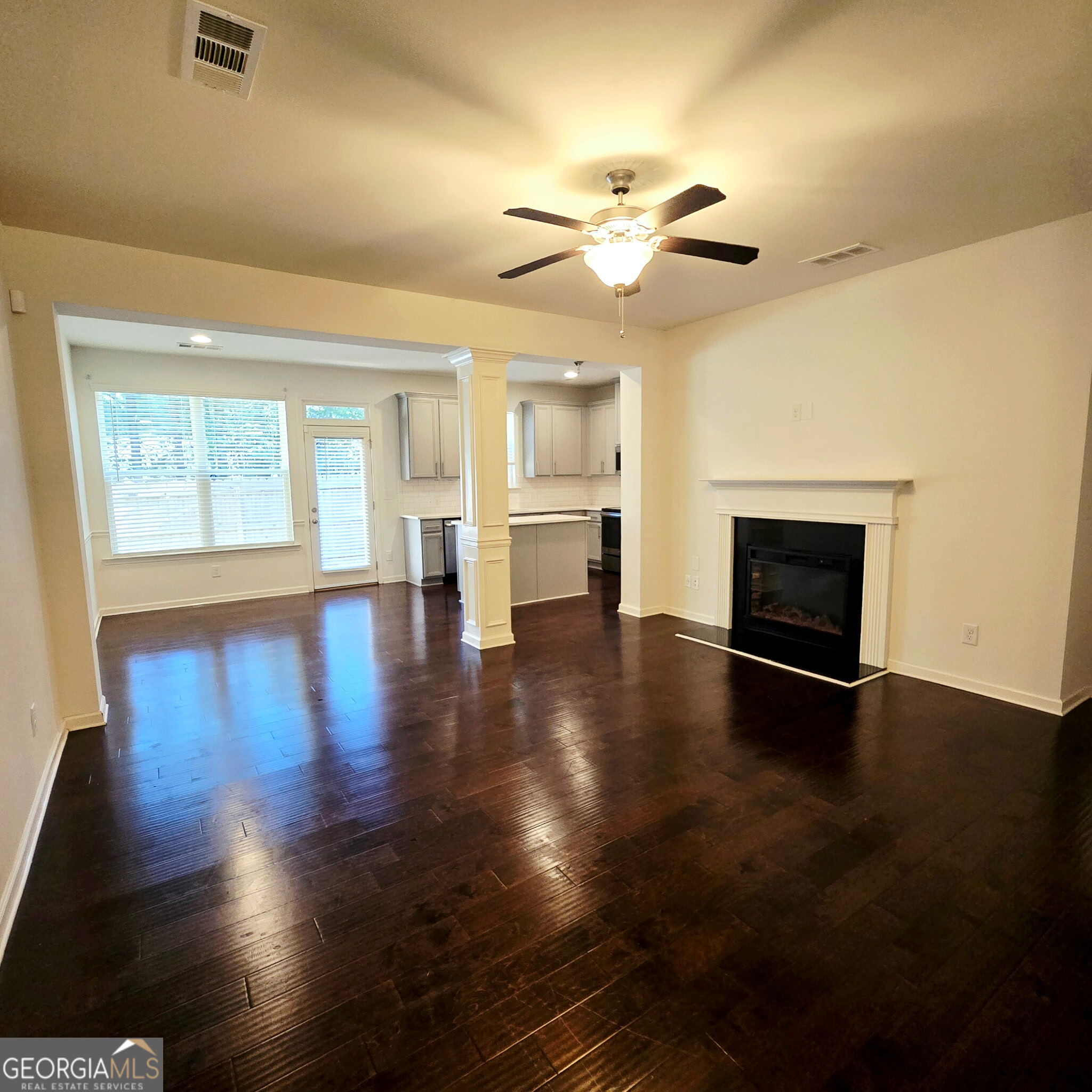 4402 Newfangle Road Property Photo 3