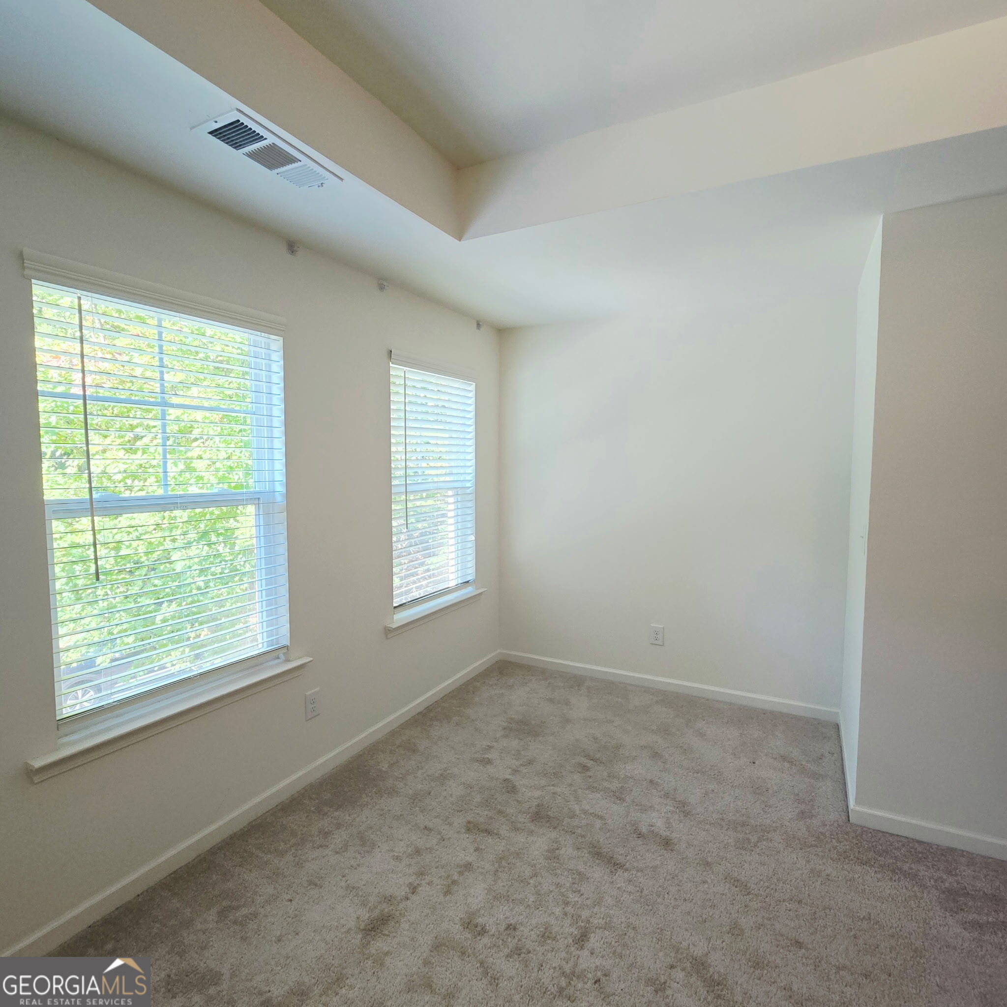 4402 Newfangle Road Property Photo 12