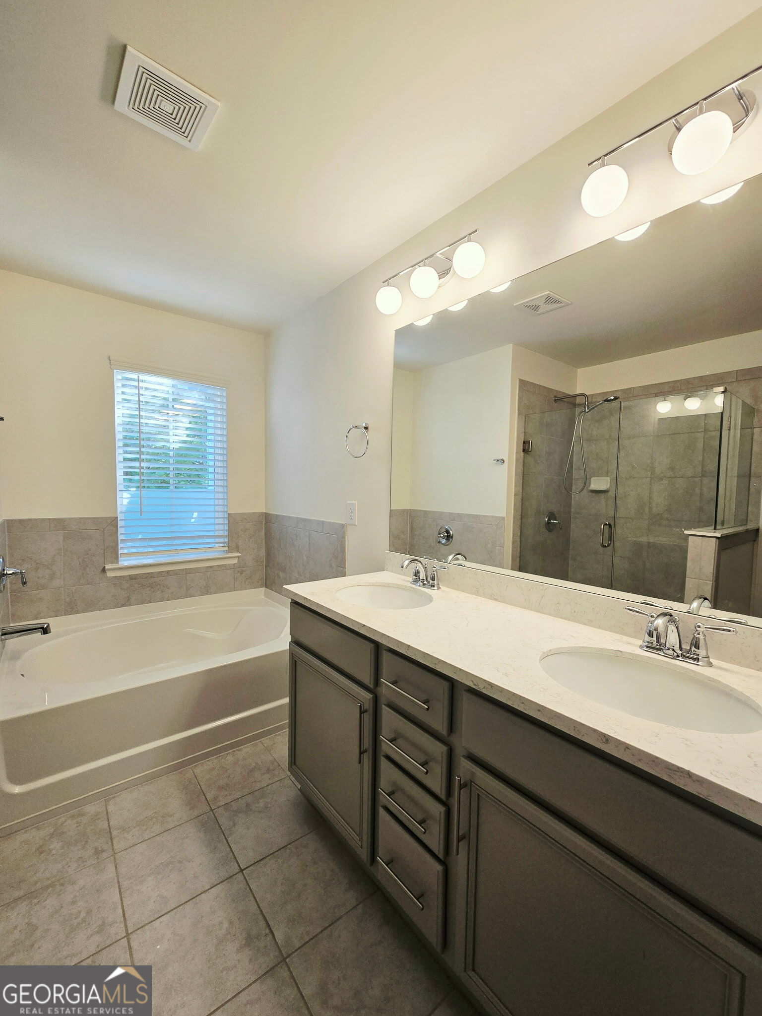 4402 Newfangle Road Property Photo 13