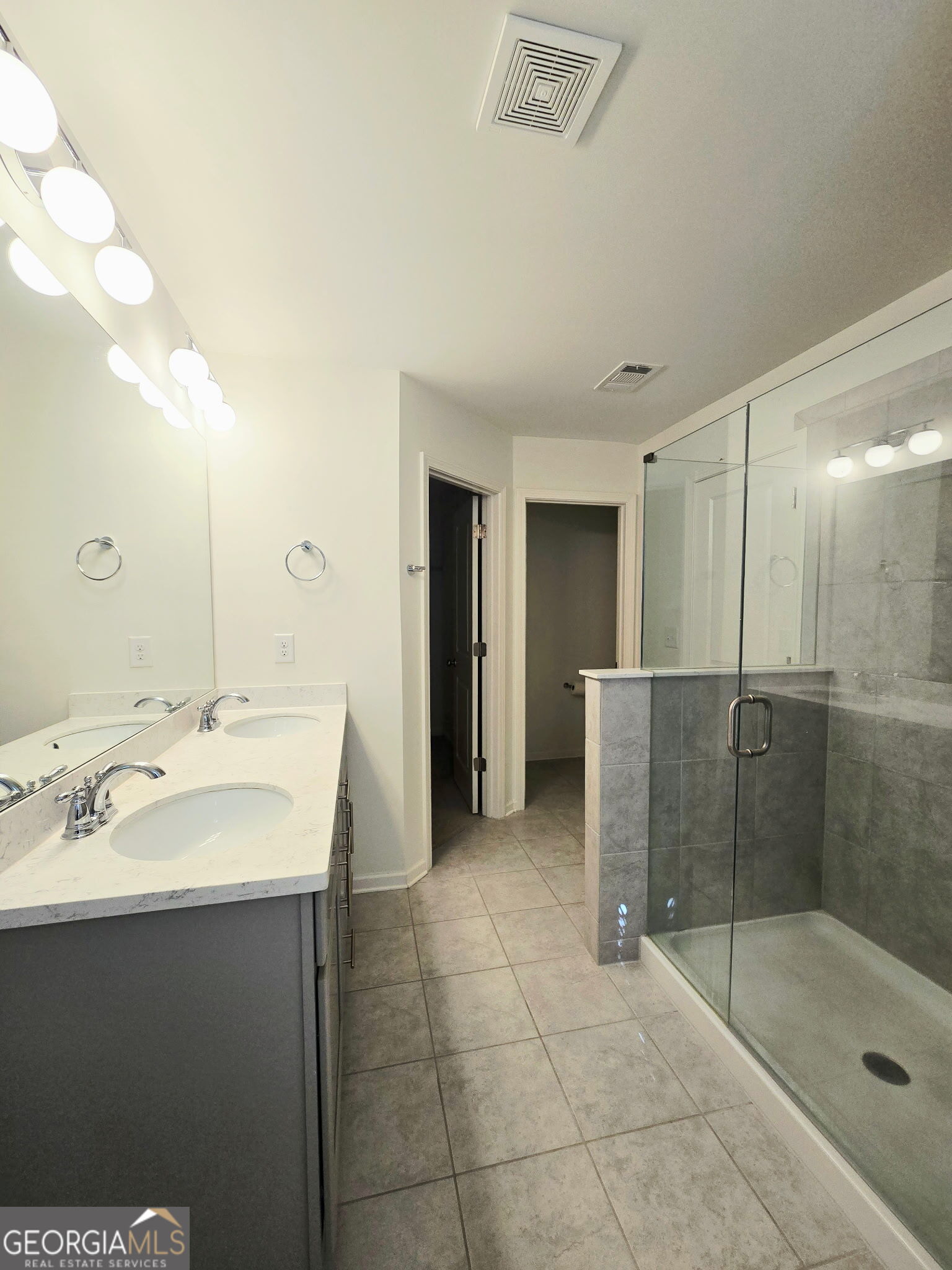 4402 Newfangle Road Property Photo 14
