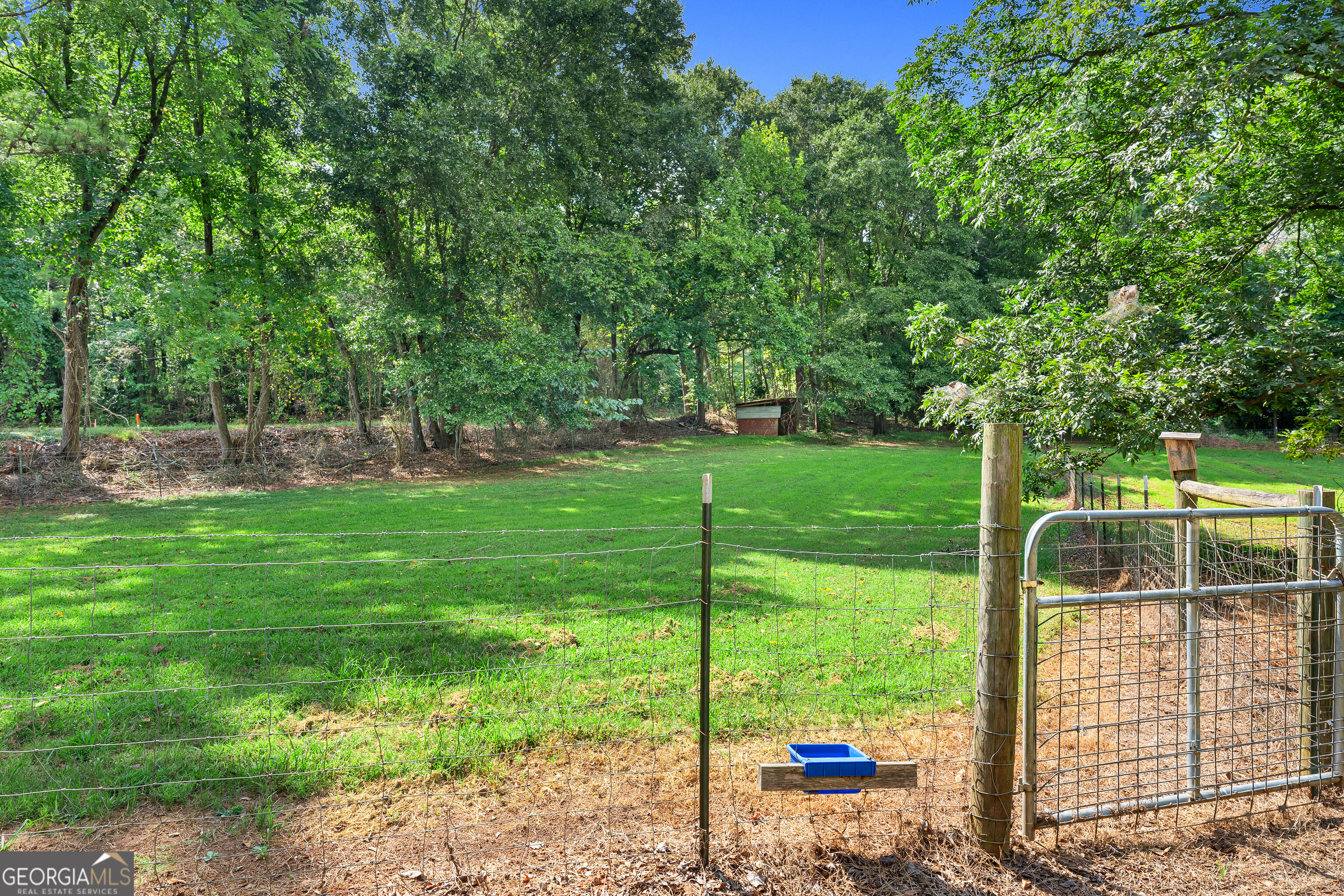 655 Old Hendry Church Road Property Photo 16