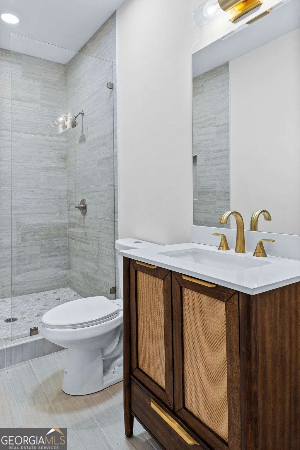 14 Salbide Avenue Property Photo 22
