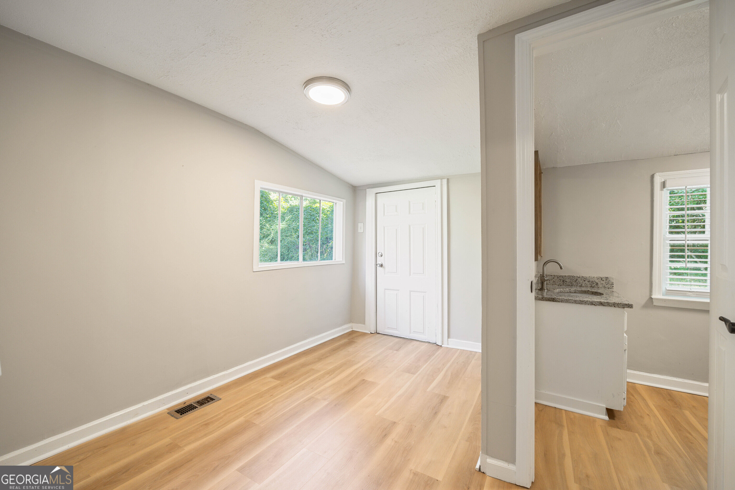 603 Park Avenue Property Photo 11