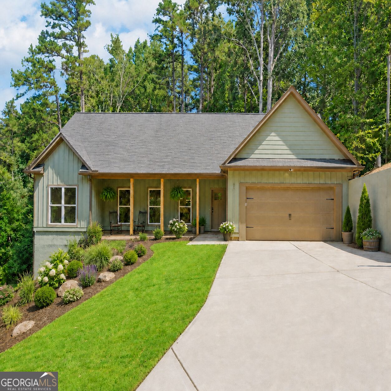 55 Wesley Circle Property Photo 1