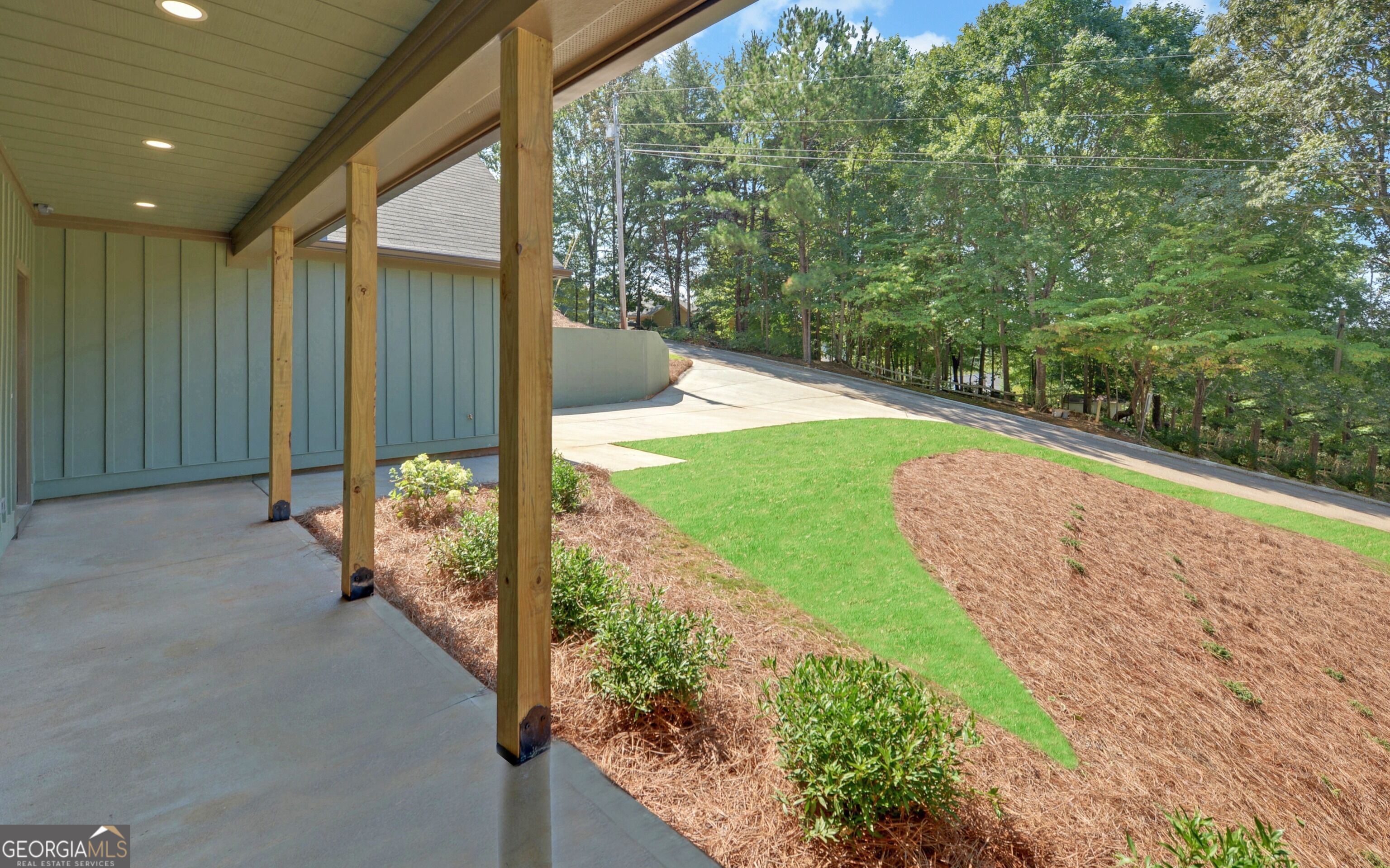 55 Wesley Circle Property Photo 3