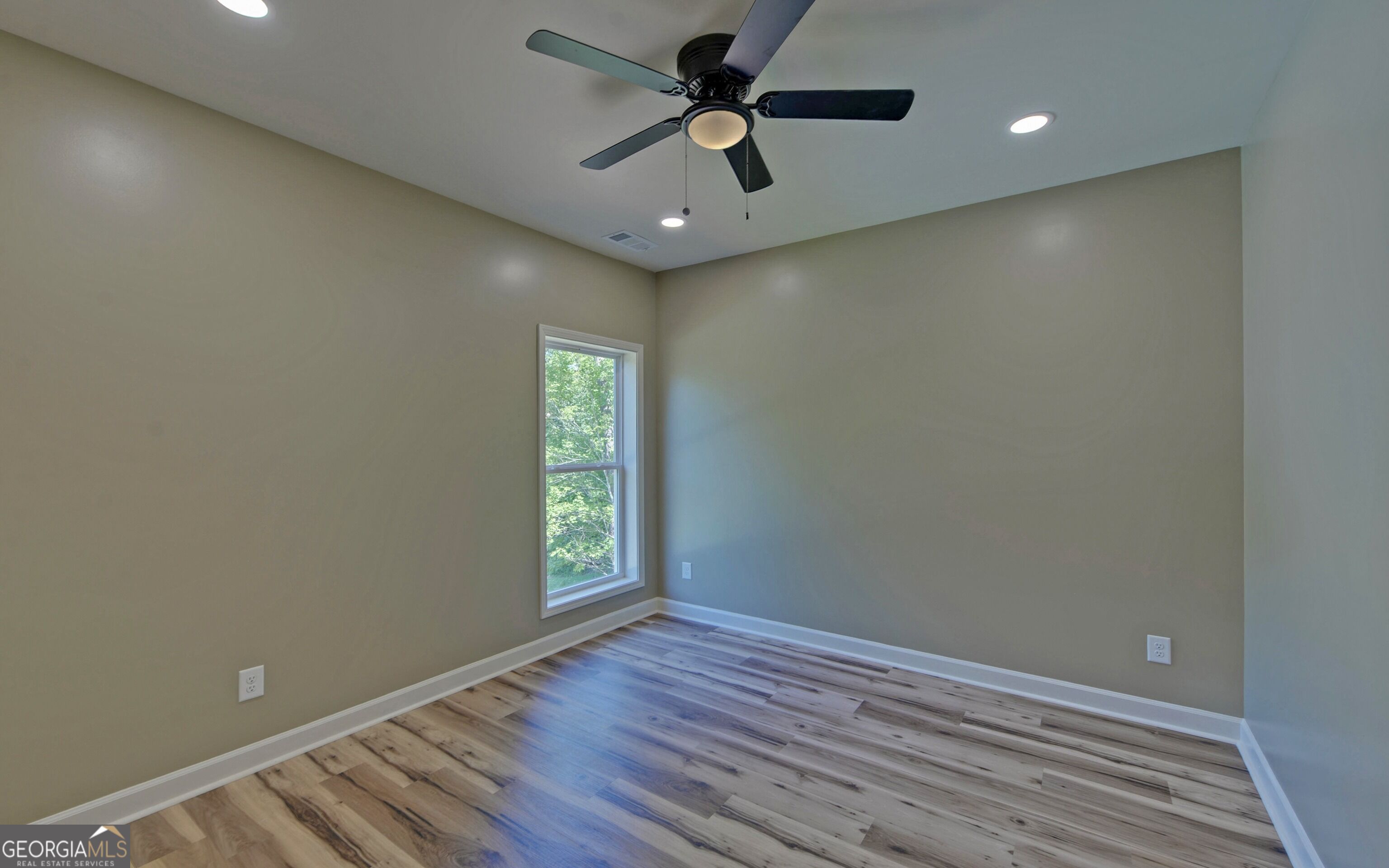 55 Wesley Circle Property Photo 33