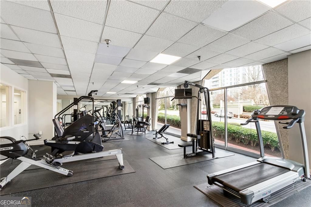 2479 Peachtree Road Ne # 611 Property Photo 20