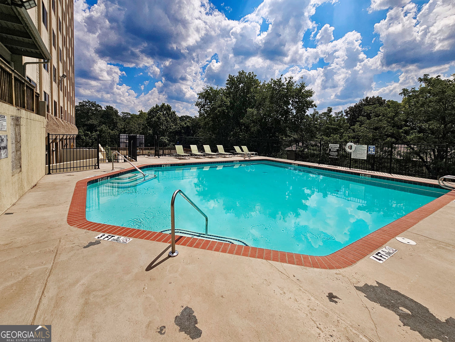 2479 Peachtree Road Ne # 611 Property Photo 21
