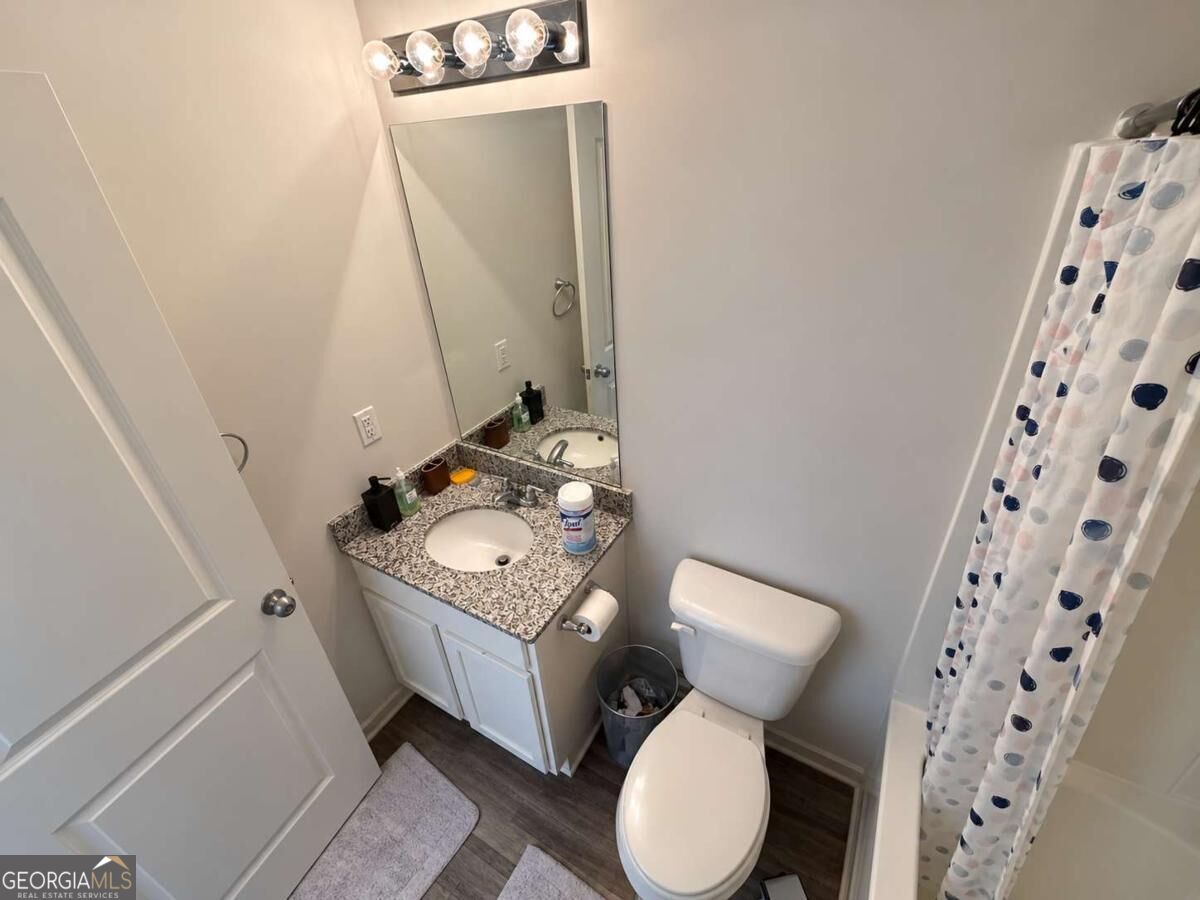 51 Oxford Lane Property Photo 27