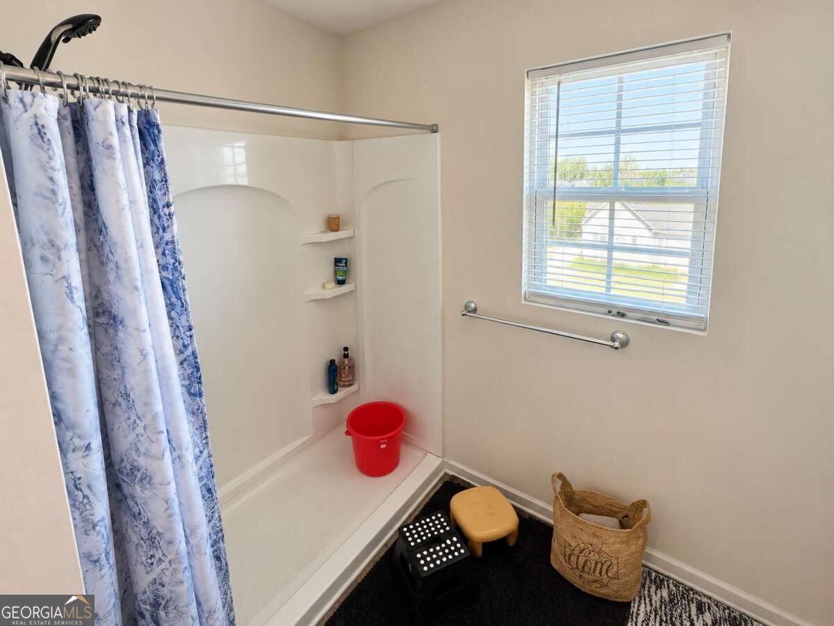 51 Oxford Lane Property Photo 28