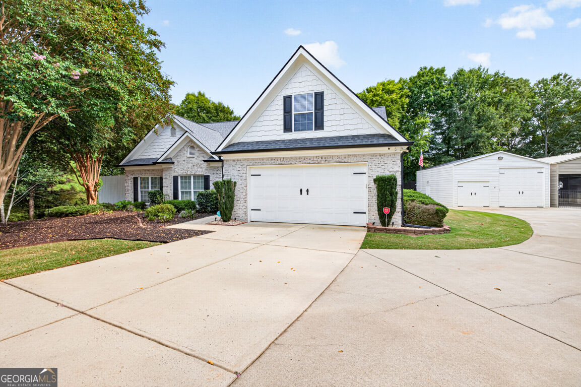 82 Flintstone Road Property Photo 3
