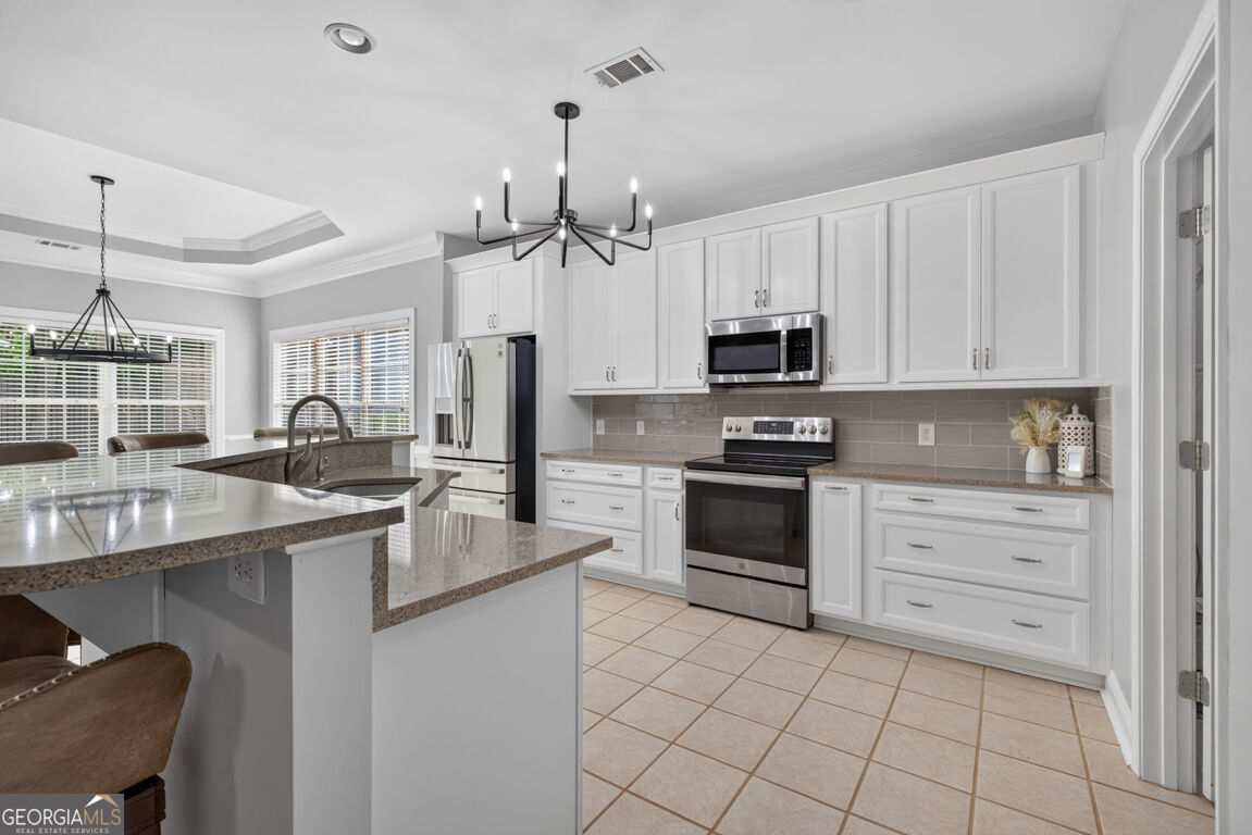 82 Flintstone Road Property Photo 14