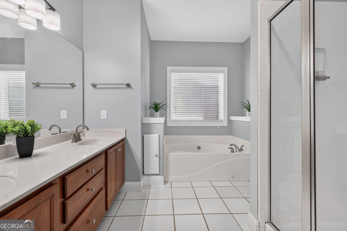 82 Flintstone Road Property Photo 24