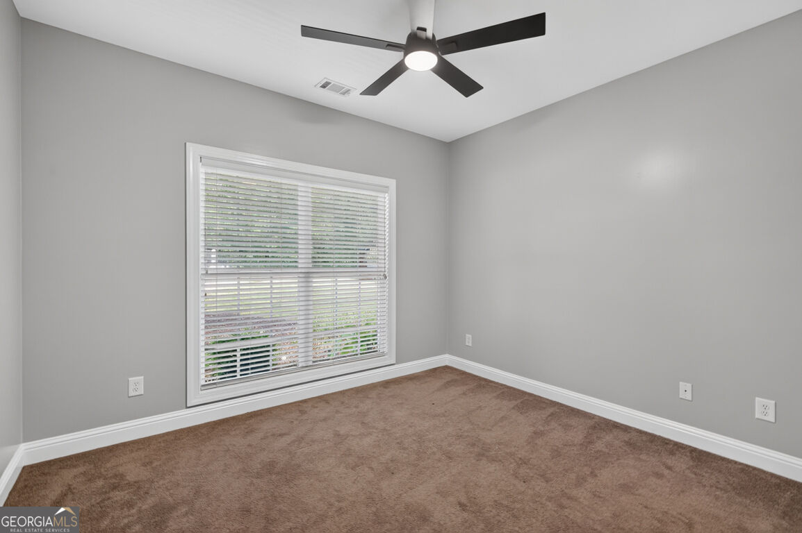82 Flintstone Road Property Photo 28