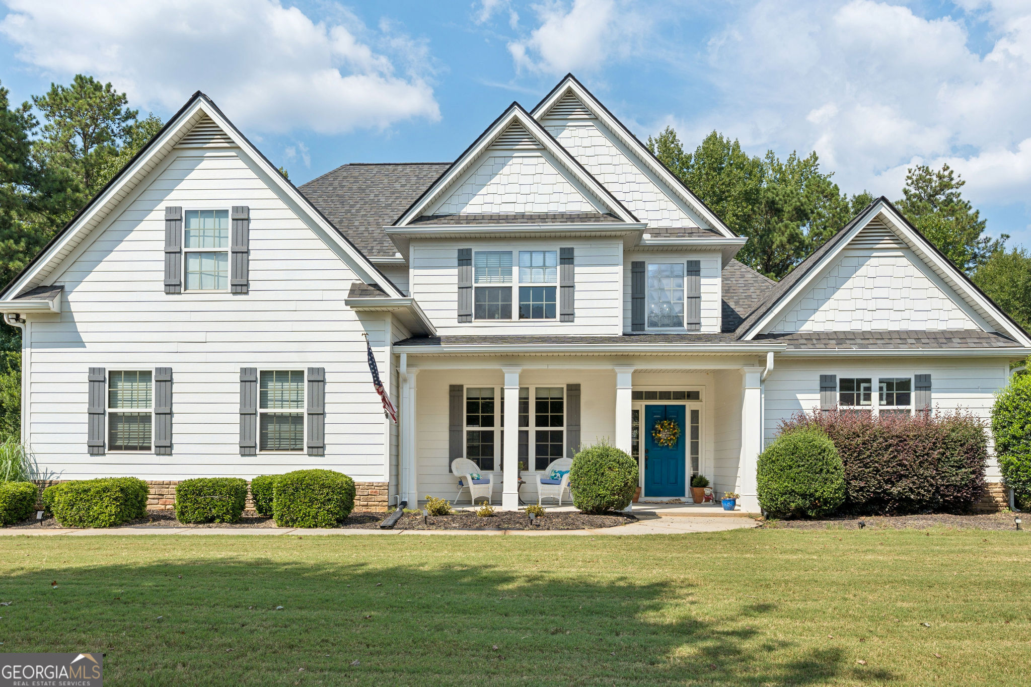 200 Yellowwood Drive Property Photo 1