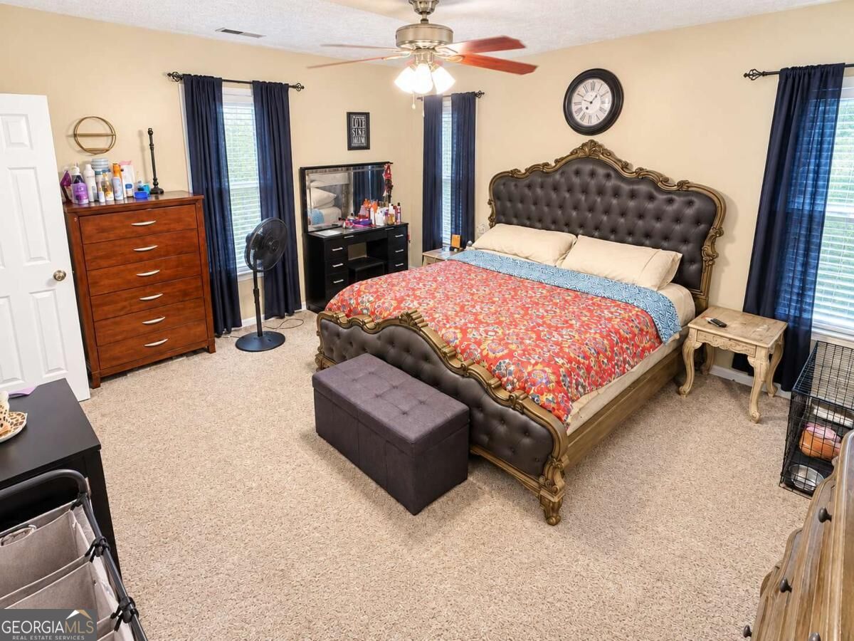 138 Mountain Oaks Drive Property Photo 17