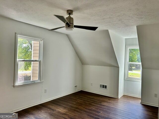 611a Seminole Drive Property Photo 9