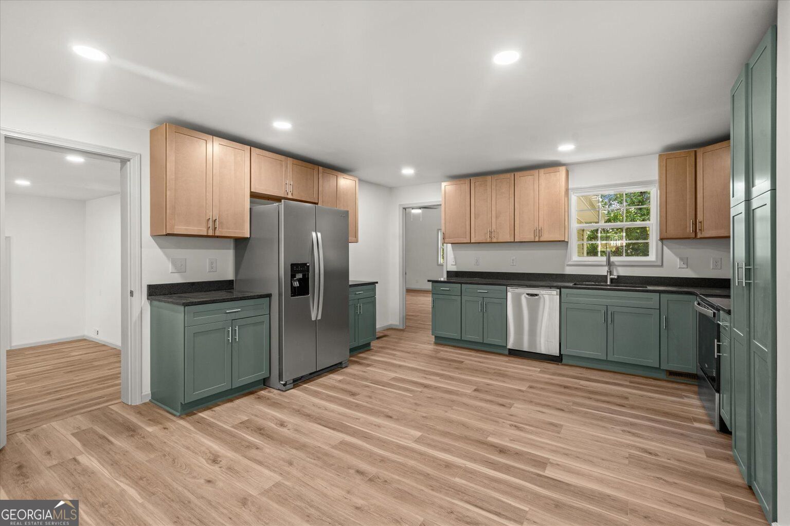 1421 Thrasher Drive Property Photo 12