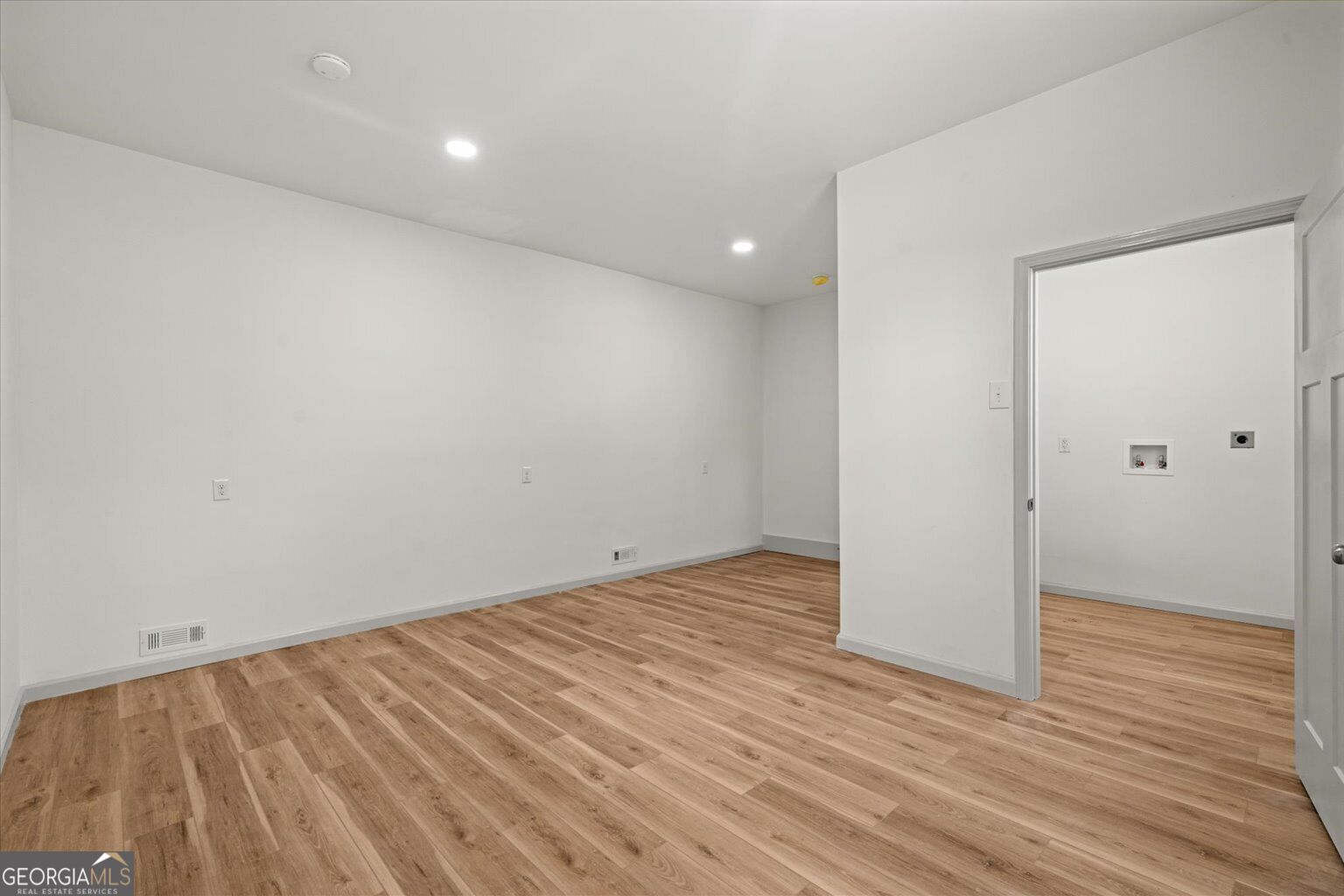 1421 Thrasher Drive Property Photo 37