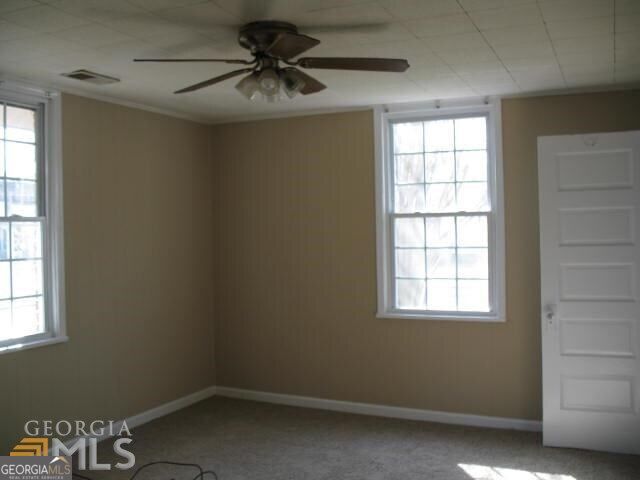 15 Oak Street Ne Property Photo 7