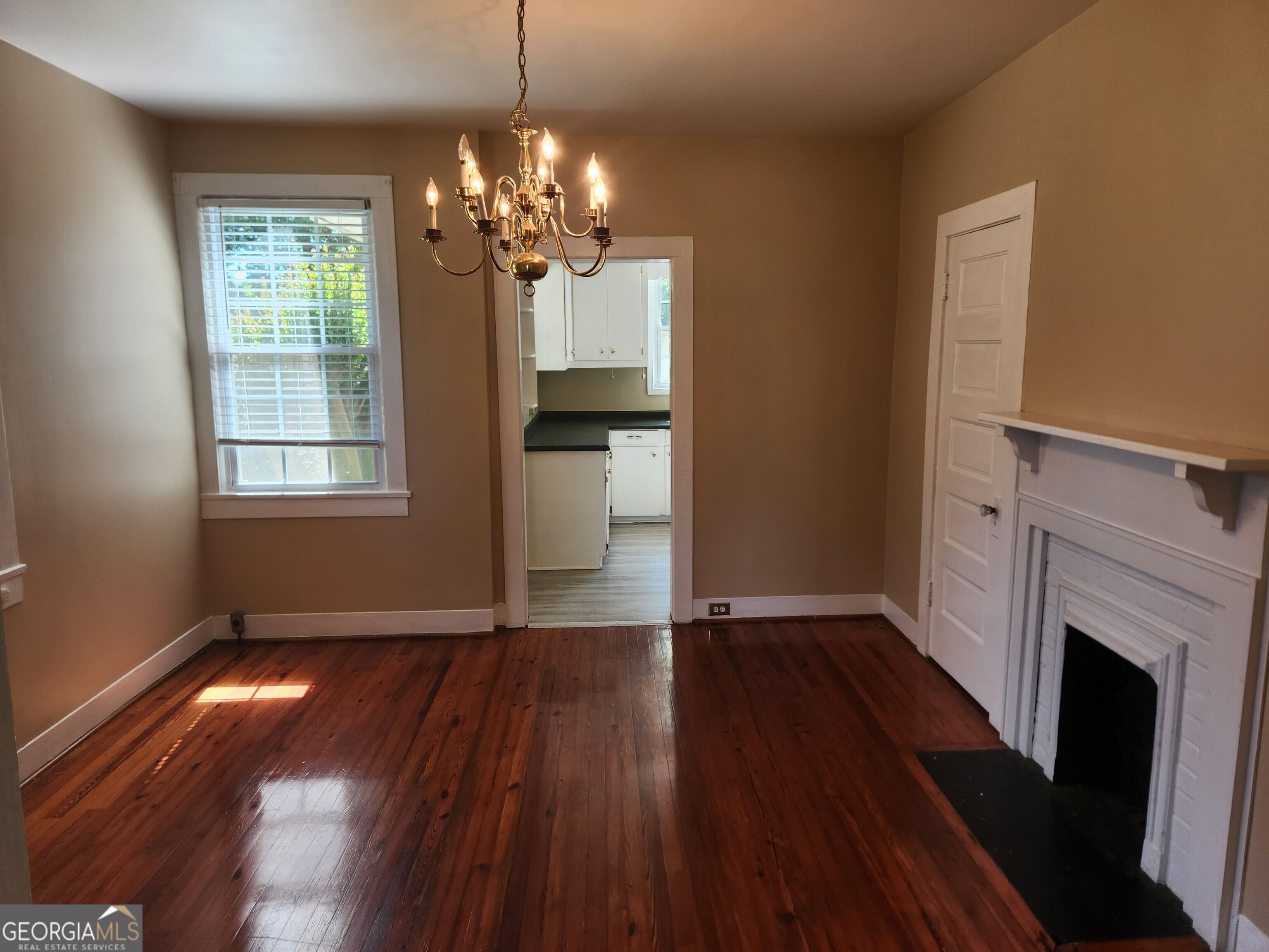 15 Oak Street Ne Property Photo 12