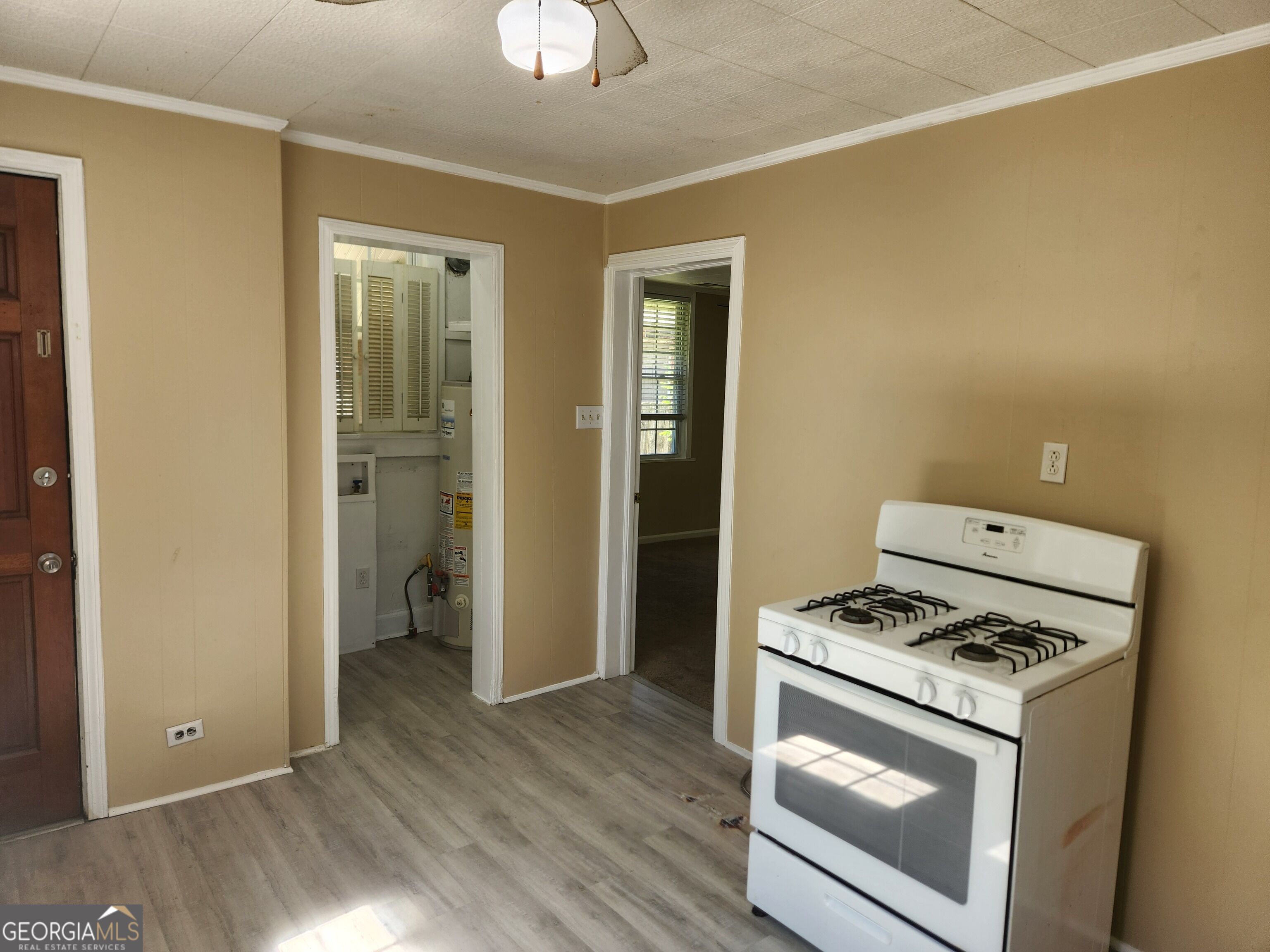15 Oak Street Ne Property Photo 14