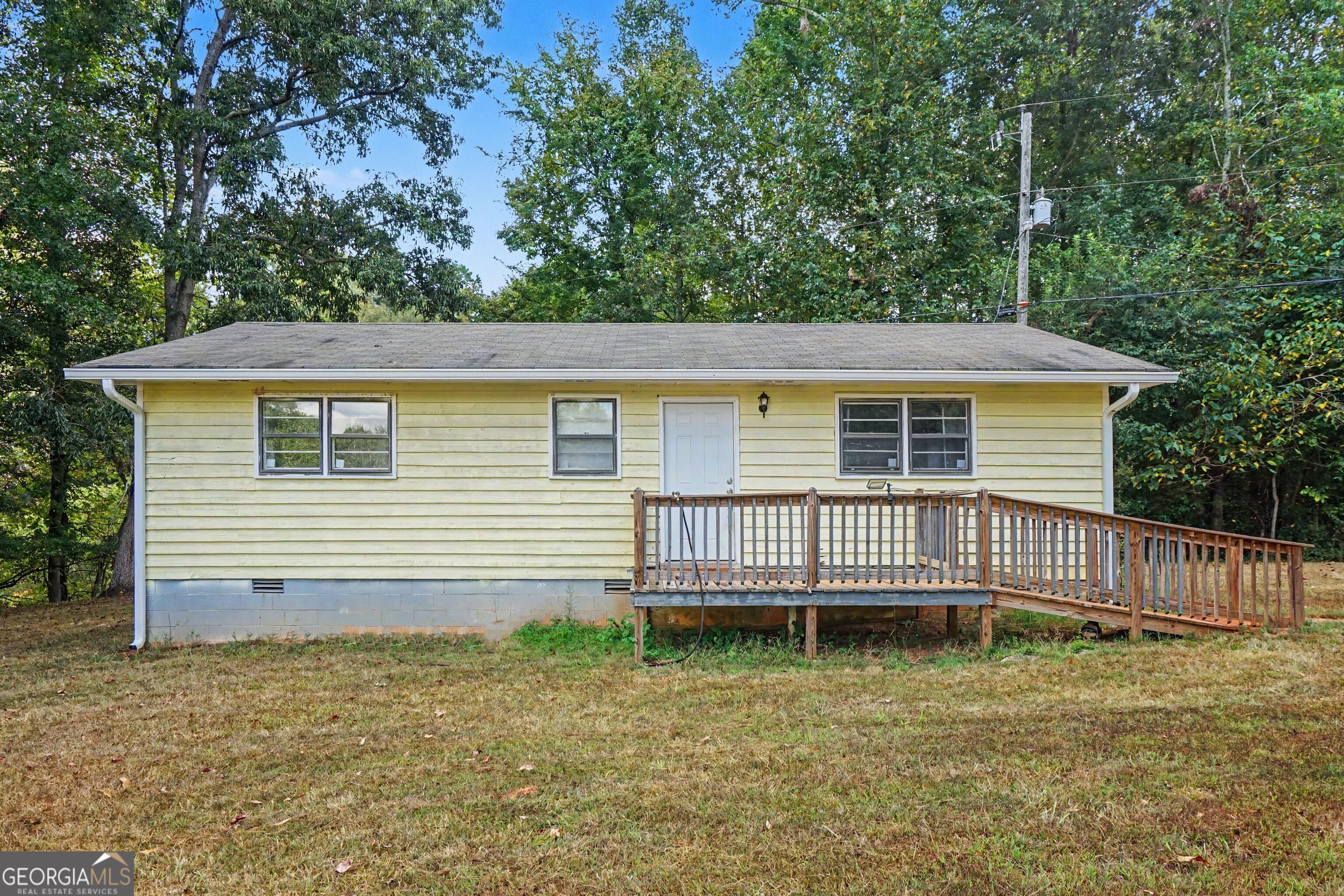 107 Hill Lake Road Property Photo 1