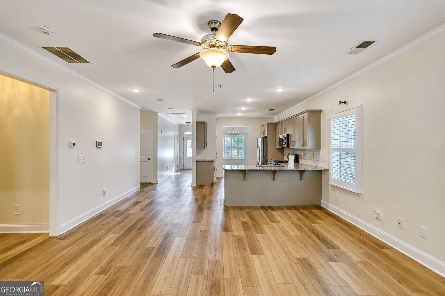 9120 Leverett Circle Property Photo 14
