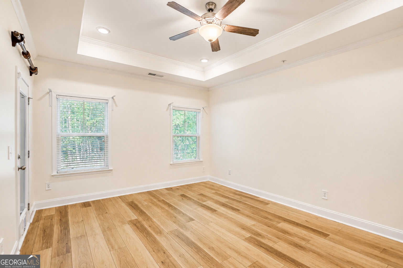 9120 Leverett Circle Property Photo 25